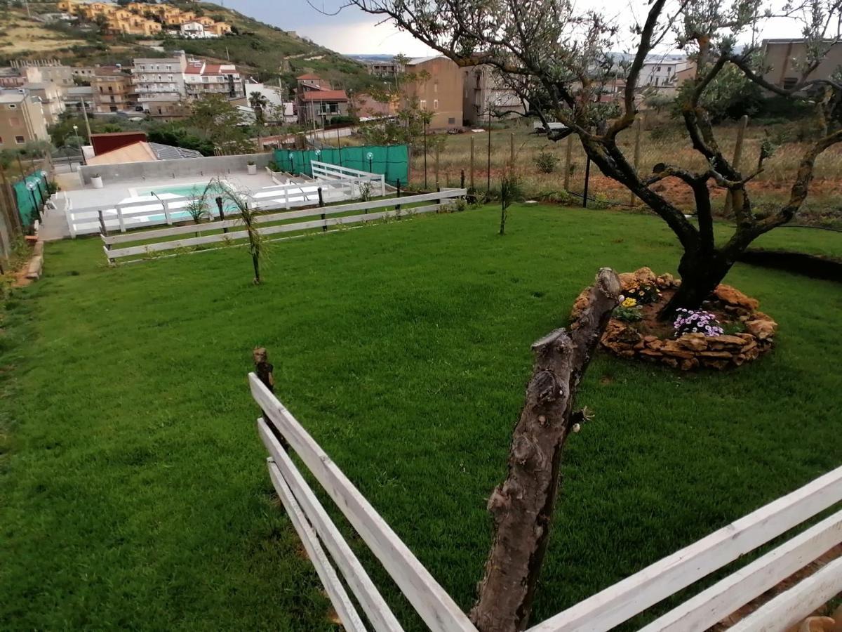 Casa Vacanze Villa Tropia Camastra Exterior photo