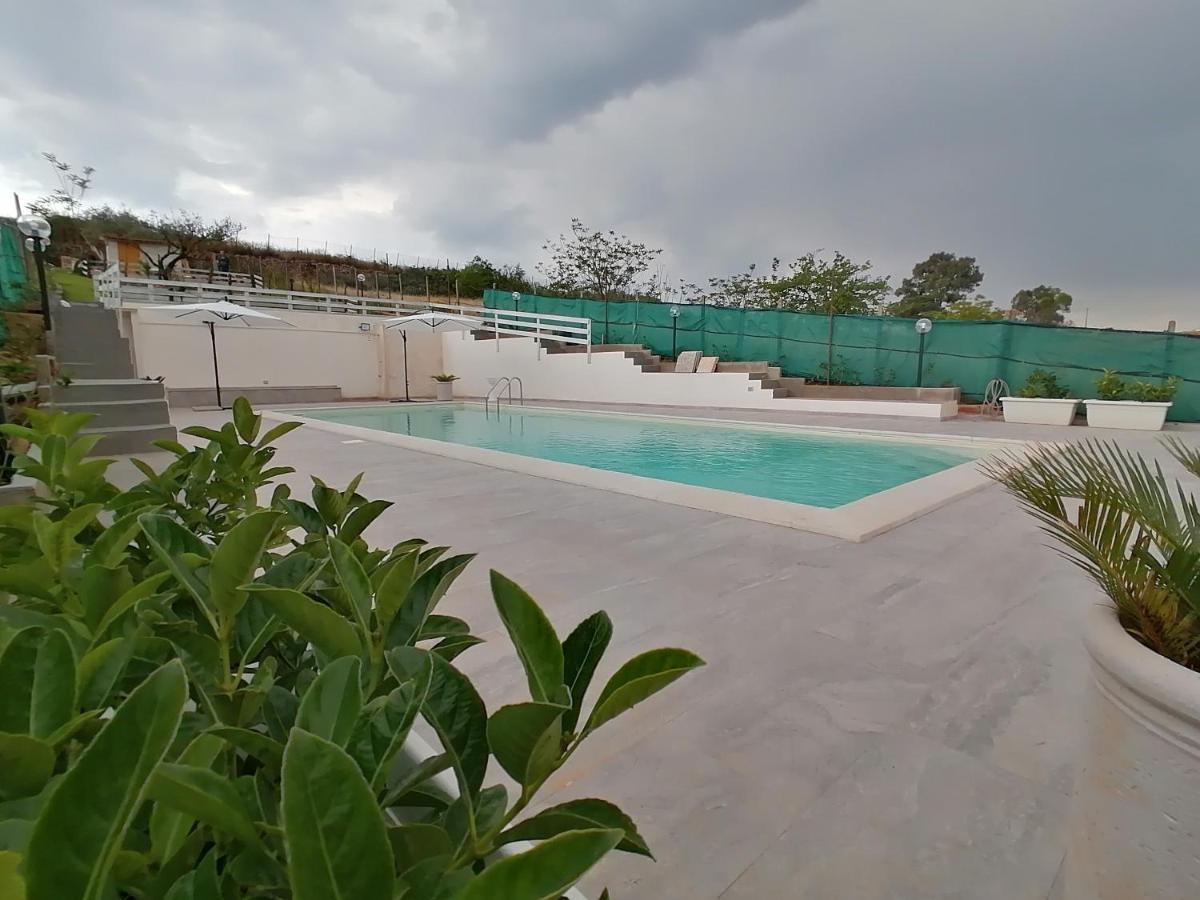 Casa Vacanze Villa Tropia Camastra Exterior photo