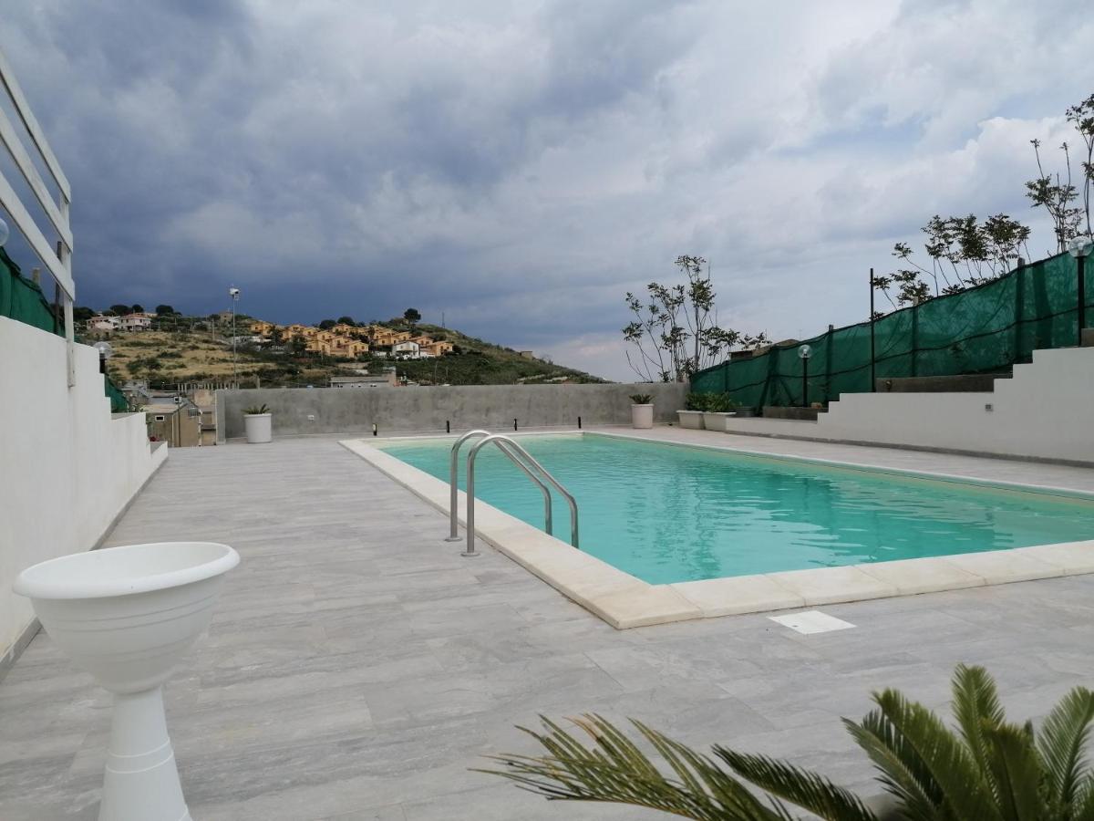 Casa Vacanze Villa Tropia Camastra Exterior photo